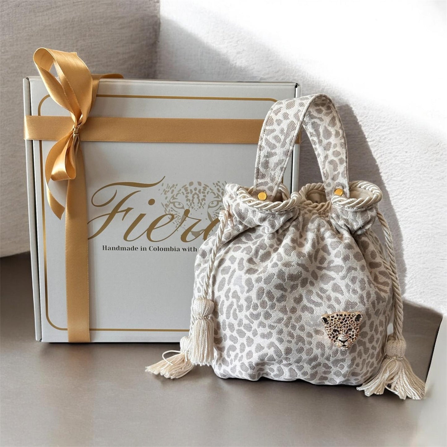 Iris Marfil Bucket Bag