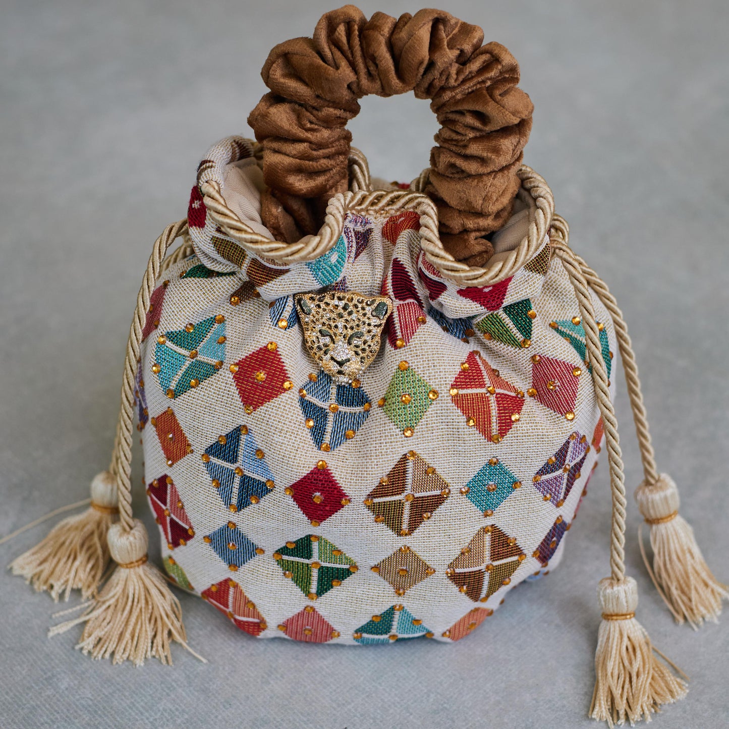 Martina Bucket Bag