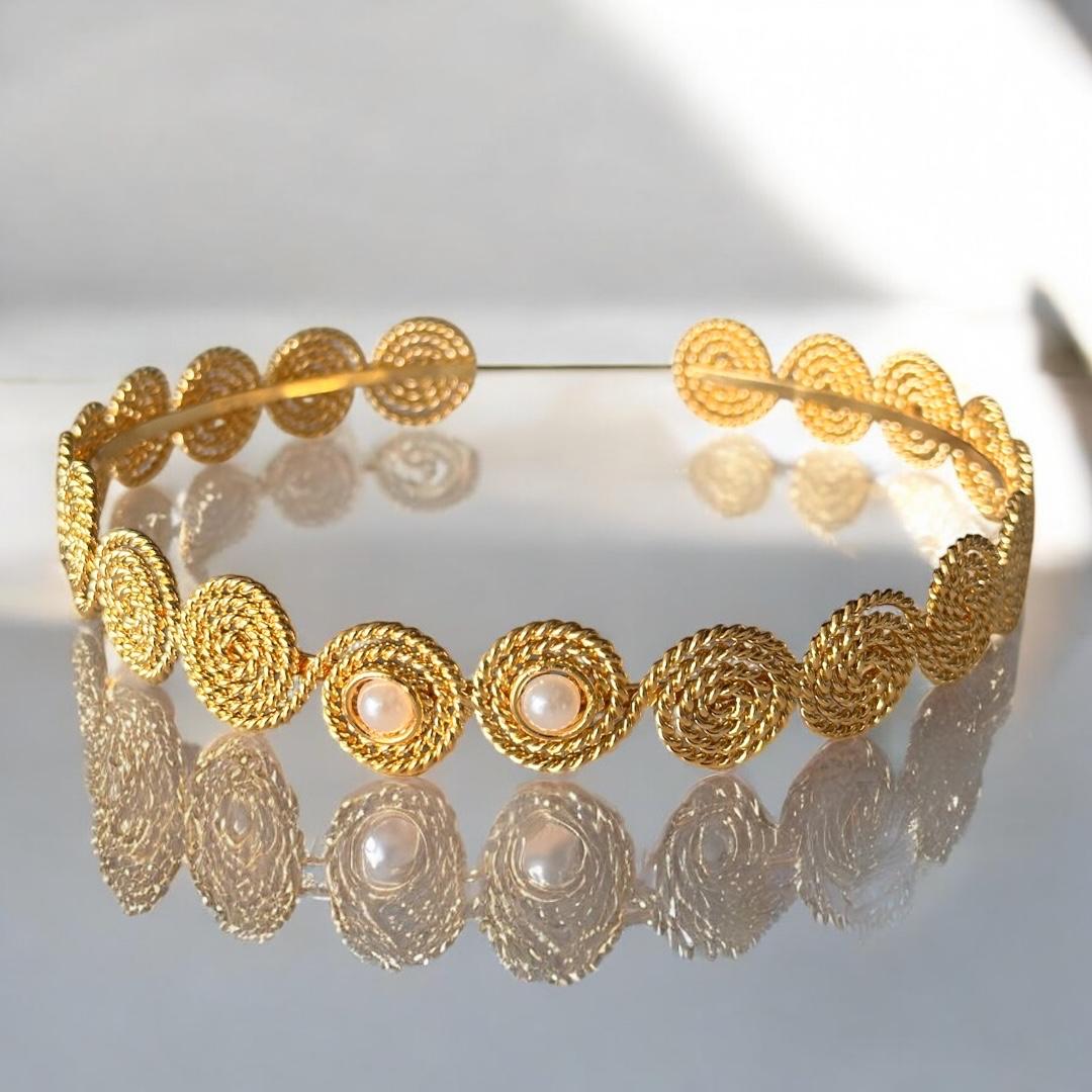 Athena Choker