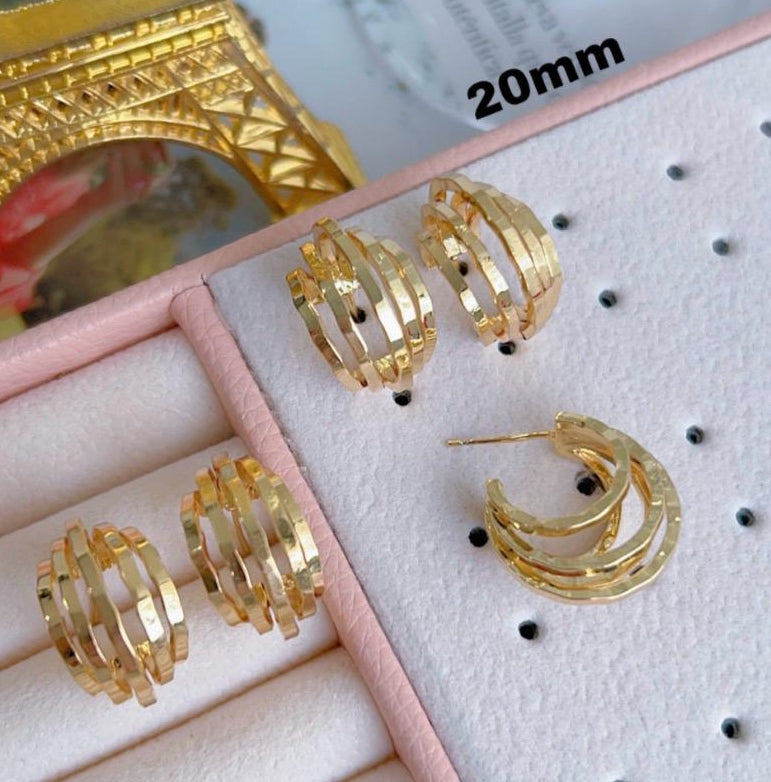 Lena Hoops