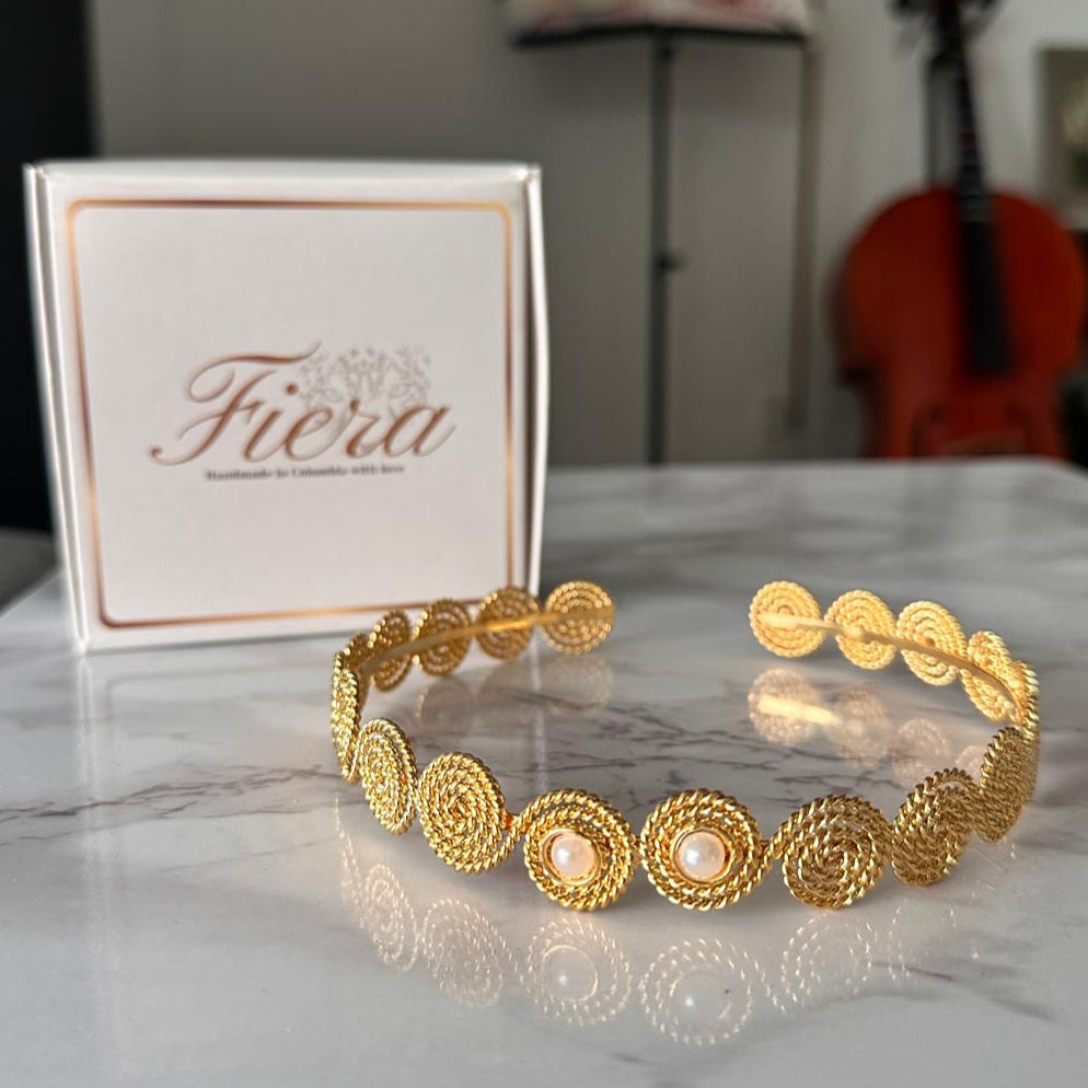Athena Choker