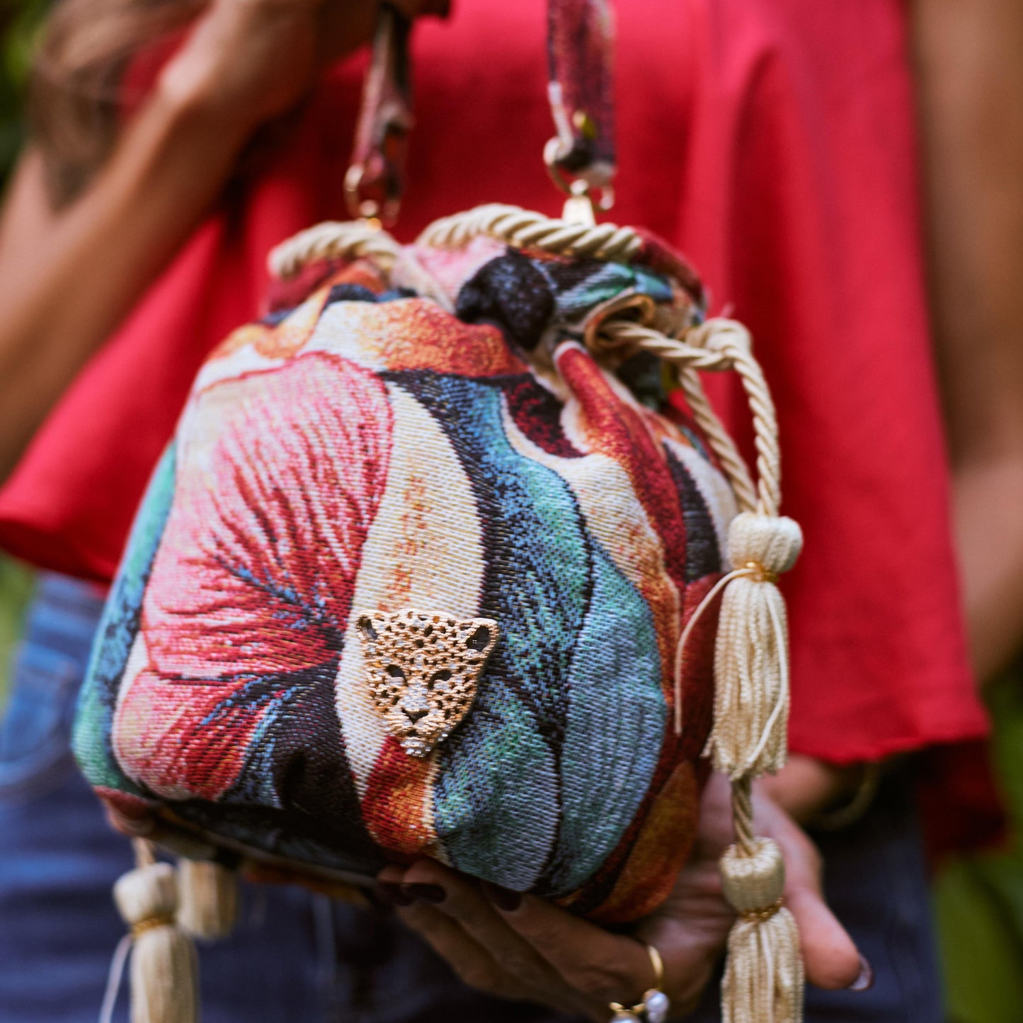 Amazonita Bucket Bag