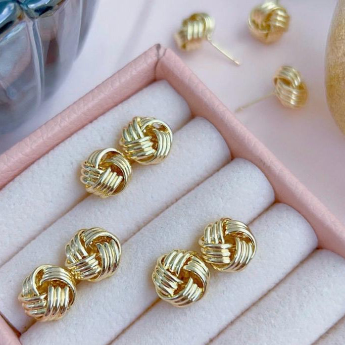 Nora Knot Stud Earrings