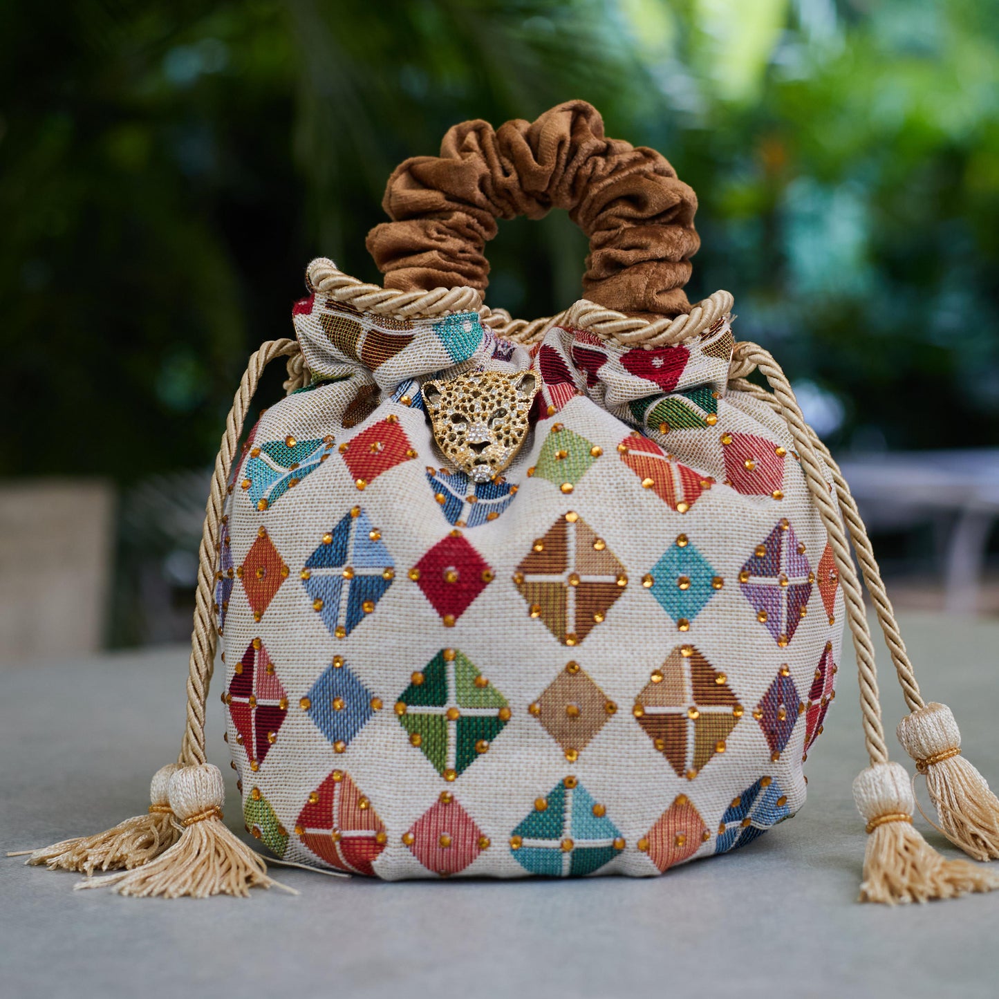 Martina Bucket Bag