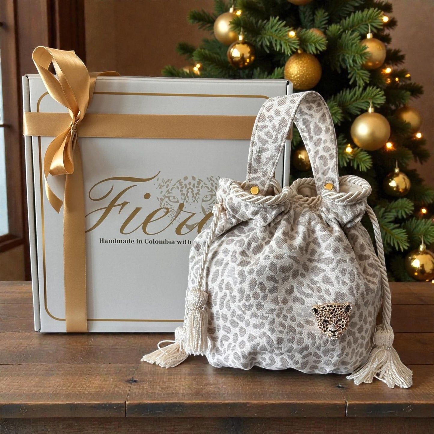 Iris Marfil Bucket Bag