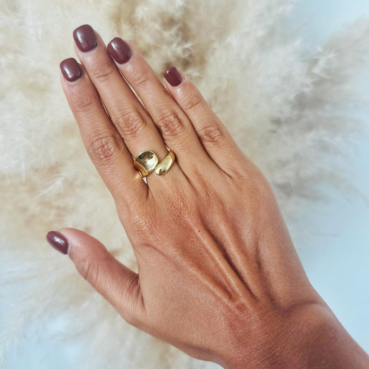 Minimal Glow Ring